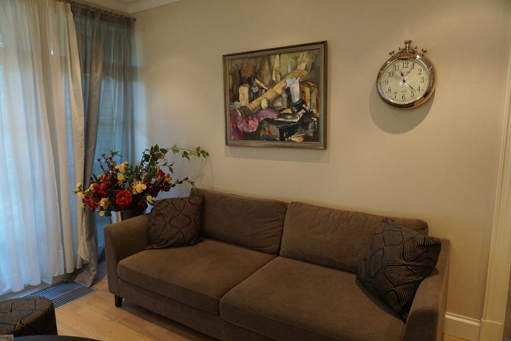 Wooden Villa Apartments Jūrkalne Esterno foto