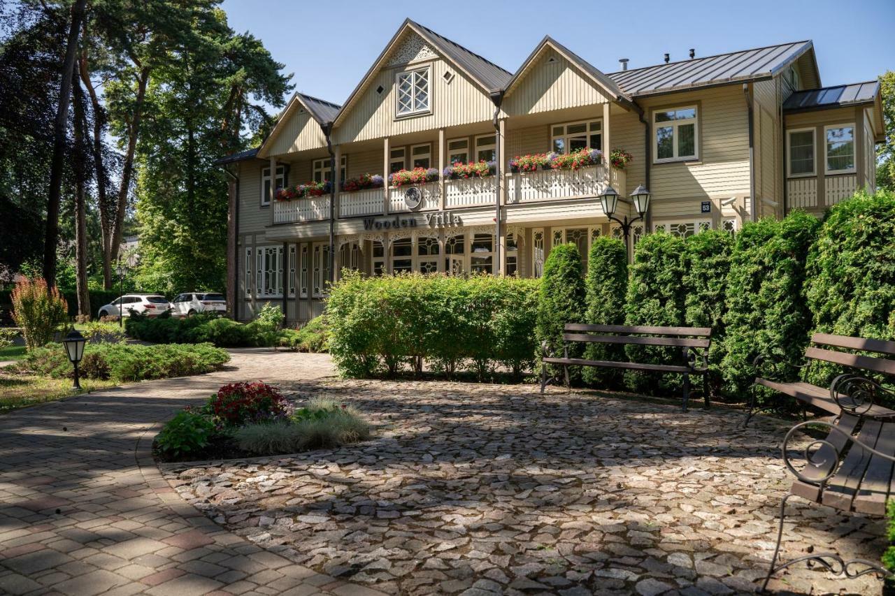 Wooden Villa Apartments Jūrkalne Esterno foto